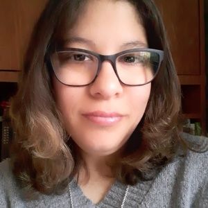 Meet your Posher, Cynthia